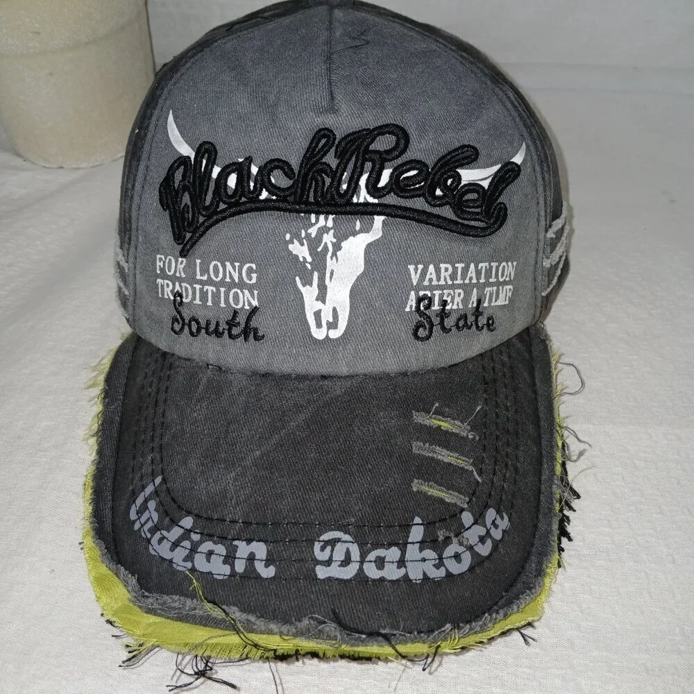 BLACK LABEL DISTRESSED INDIAN DAKOTA HAT, BASEBALL CAP.  BLACK, NWOT